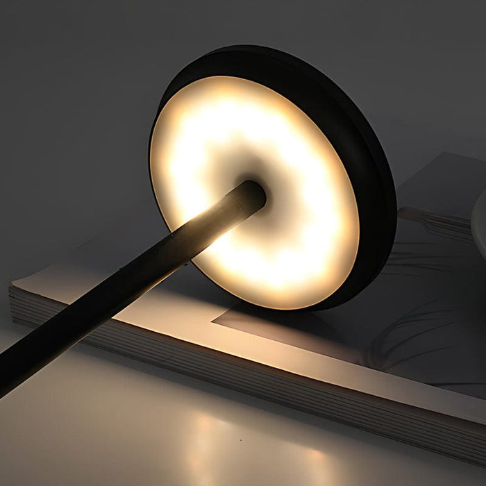 Aluminum  Integrated LED Cordless Rechargeable Portable Touch Table Lamp Built-in Battery Reading Light