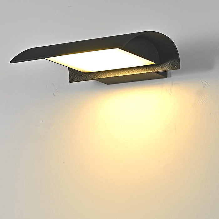 Curved Outdoor Waterproof LED Black Modern Minimalist Wall Lamp Exterior Lighting