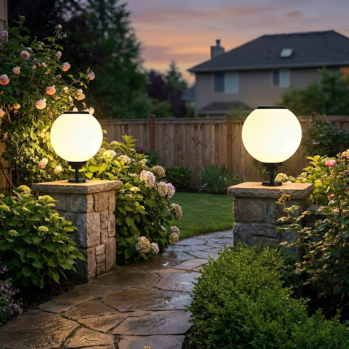 Solar Powered LED Post Cap Light, Dusk to Dawn Sensor, Waterproof for 4x4/5x5/6x6 Fence Deck or Patio