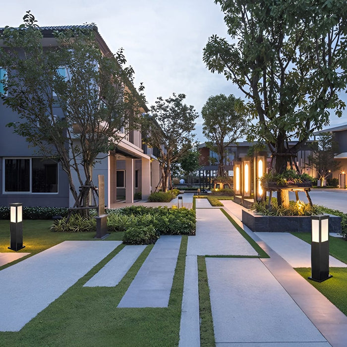 Square Waterproof LED Modern Solar Outdoor Path Lights Post Lights