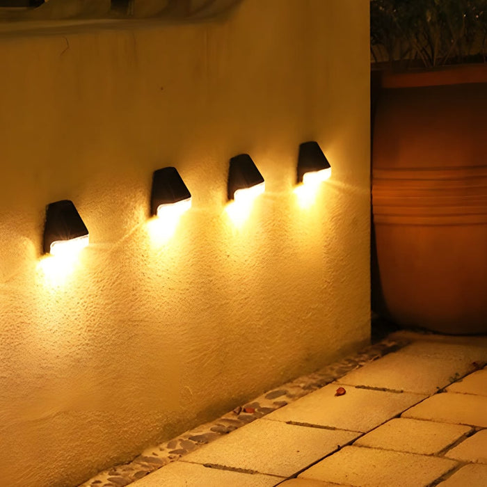 4 Pcs LED Waterproof Auto Charging Solar Fence Lights Step Lights
