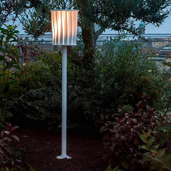 Ip65 Stainless Steel Floor Lamp with LED Outdoor Waterproof Standing Lamp