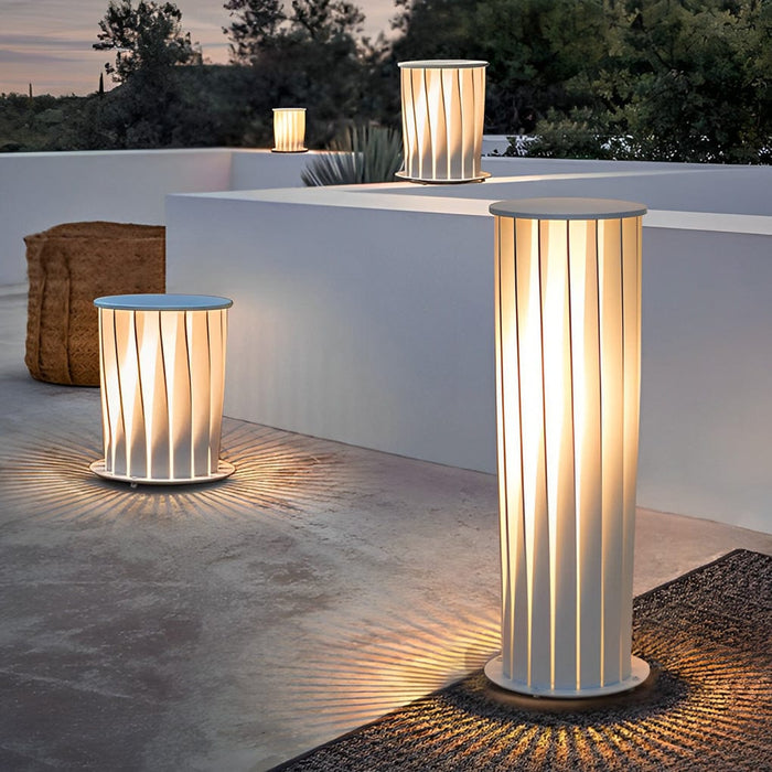 Twisted Metal Lantern LED Waterproof White Modern Solar Lawn Lights