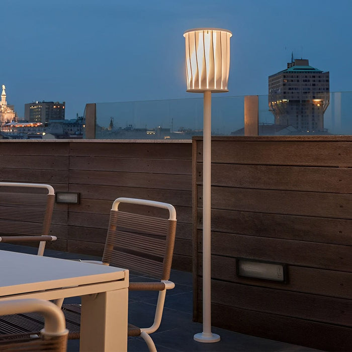 Ip65 Stainless Steel Floor Lamp with LED Outdoor Waterproof Standing Lamp
