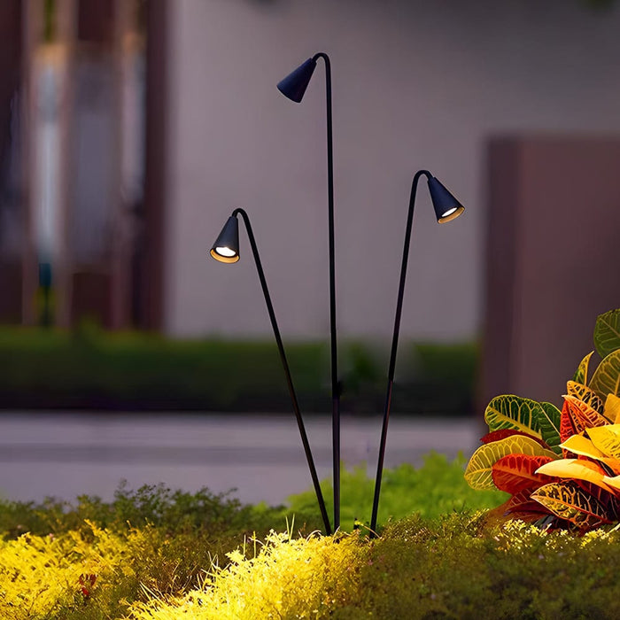 Brisa Triple Outdoor Ground-installed LED Floor Lamp