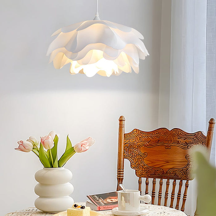 Versatile Acrylic Flower Pendant Lamp: Modern Design. 3-Step Dimming. Adjustable Hanging Cord