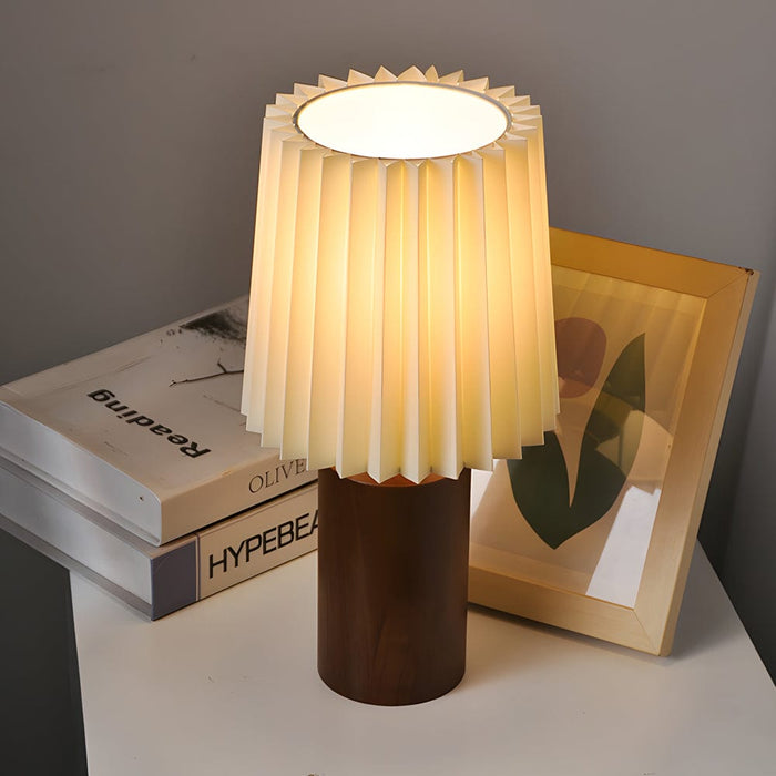 Pleated Drum Wood Cylinder Column Table Lamp. Vintage 1-light Changeable E27
