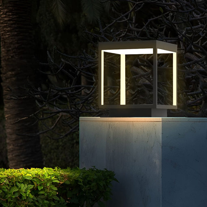 Clearance Sale Square Hallow Frame Waterproof LED Courtyard Solar Post Cap Light