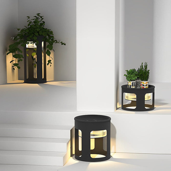 Round Outdoor Waterproof LED Black Modern Solar Powered Outdoor Lights