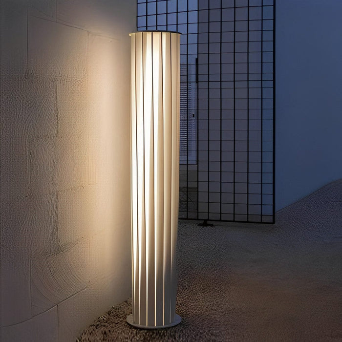 Twisted Metal Lantern LED Waterproof White Modern Solar Lawn Lights