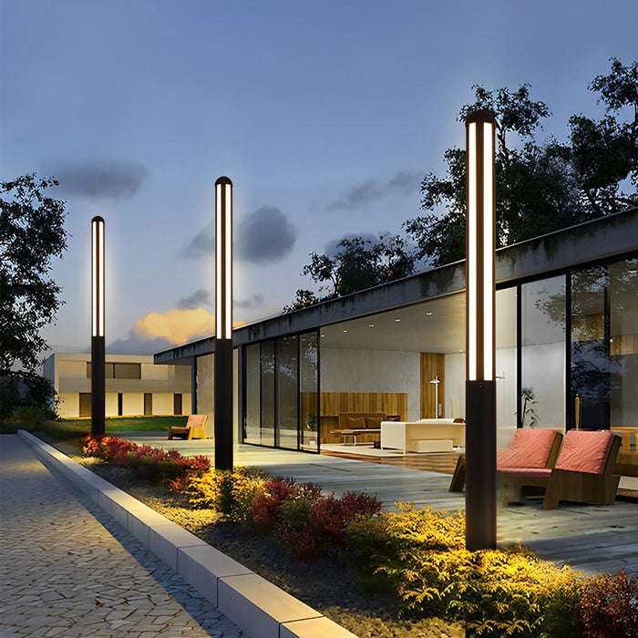 Minimalist Waterproof LED Black Modern Outdoor Pole Lights Public Lighting