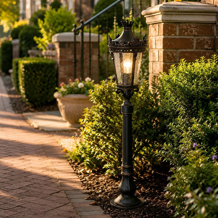 Classic Vintage European Lantern Outdoor Pathway Bollard Light