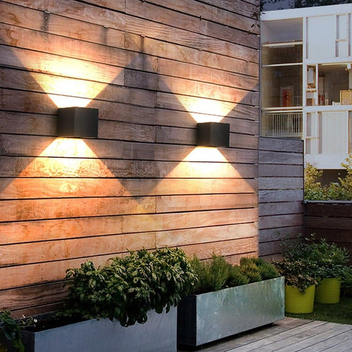 Adjustable Up and Down Outdoor Wall Lamp with High Color Rendering LED, Rain and Dust Resistant, Ideal for Creating Unique Courtyard Atmospheres-ErisView-14