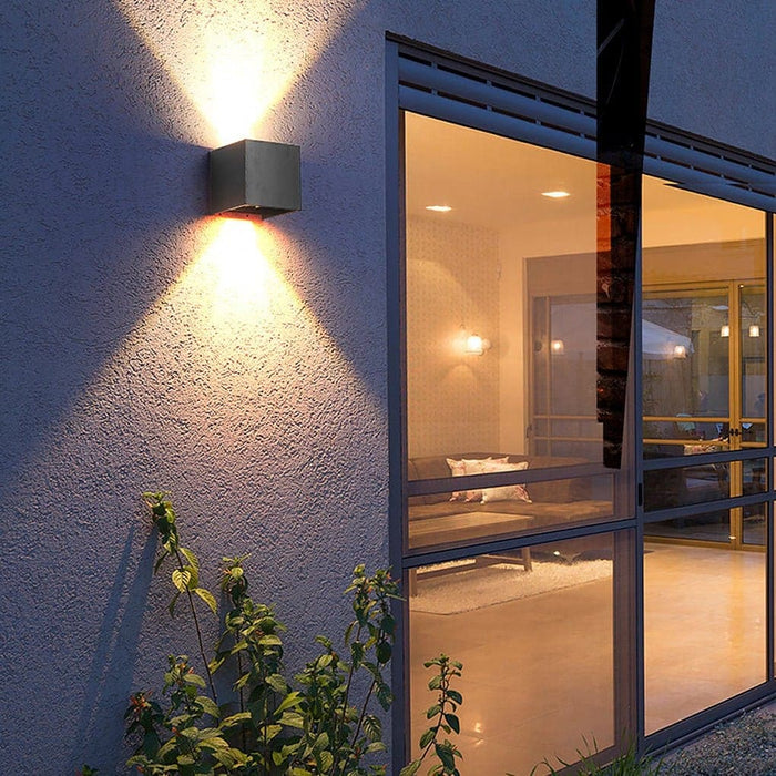 Adjustable Up and Down Outdoor Wall Lamp with High Color Rendering LED, Rain and Dust Resistant, Ideal for Creating Unique Courtyard Atmospheres-ErisView-5