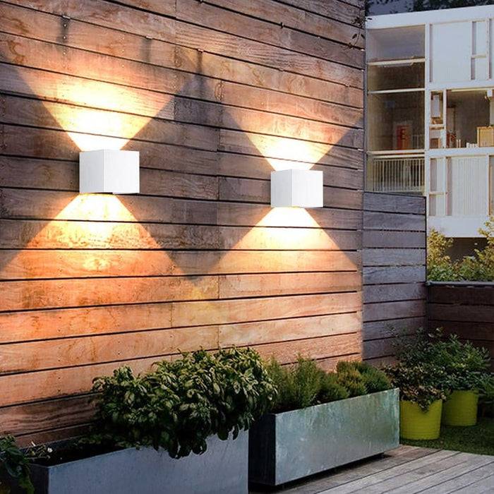 Adjustable Up and Down Outdoor Wall Lamp with High Color Rendering LED, Rain and Dust Resistant, Ideal for Creating Unique Courtyard Atmospheres-ErisView-19