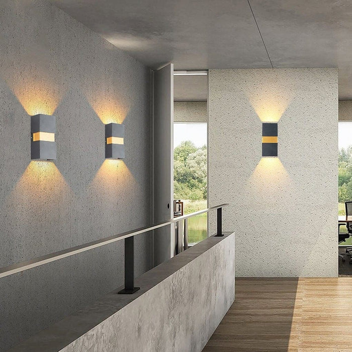 Durable Stainless Steel Outdoor Wall Light with Sealed Rubber Ring for Weather Resistance, High Color Rendering Up and Down Lighting Porch Lamp-ErisView-3