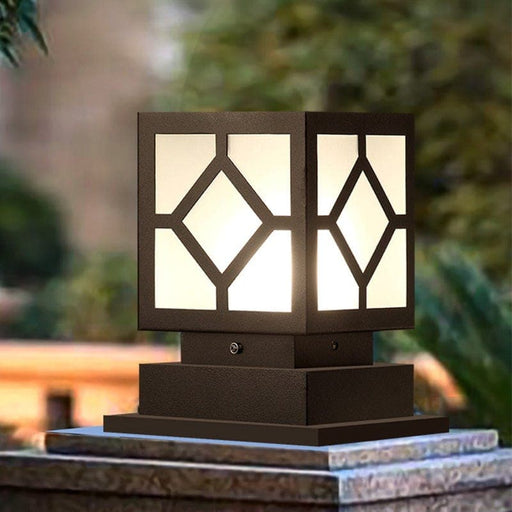 Stylish Geometric Outdoor Post Light for Gardens, Patios, Walkways, and Porches, Classic Retro Design for Enhanced Exterior Decor-ErisView-1