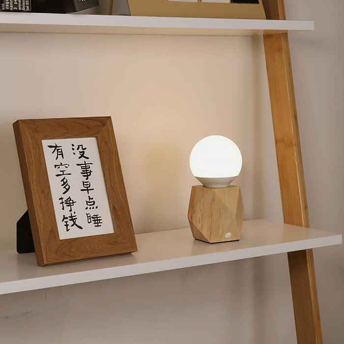 Nordic Geometric Wooden Base Touch Control Bulb Table Lamp 1-Light E27 Desk Night Light