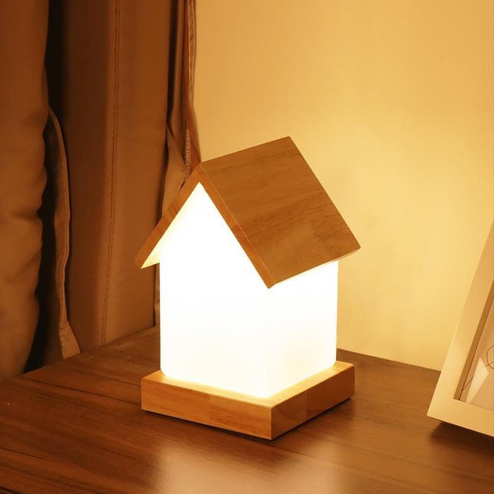 Wooden Small House Kids' Table Lamp Battery Power LED Night Lamp