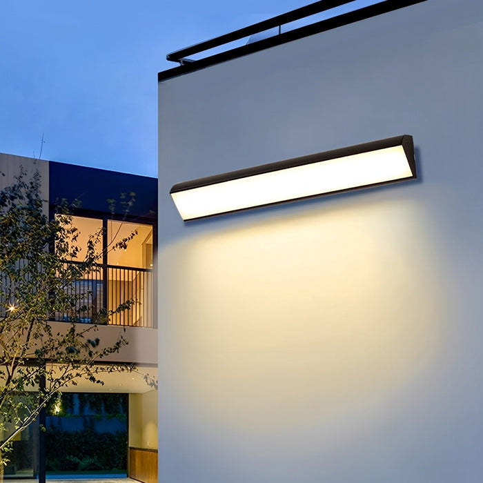 Waterproof Outdoor LED Strip Light - Porch / Exterior Wall / Garage Barn Lighting