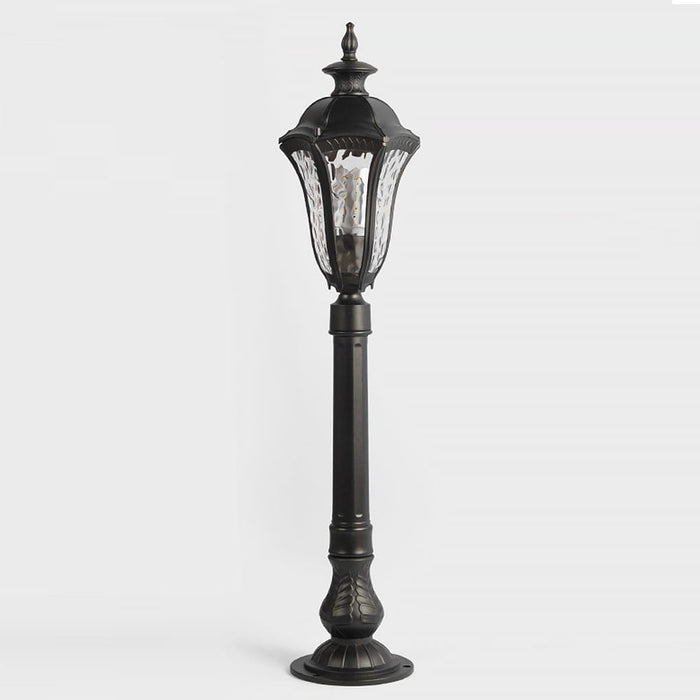 Classic Outdoor Waterproof Landscape Decorative Lighting Post Light for Villa Lawn