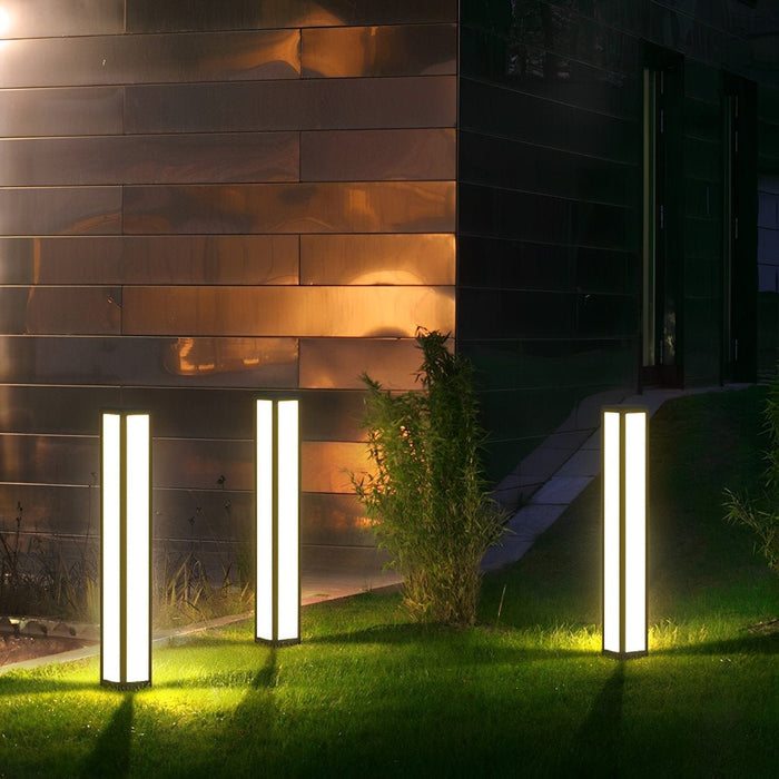 Outdoor Lawn Light - Waterproof Solar LED Landscape Lighting for Garden, Villa, Courtyard Pathway