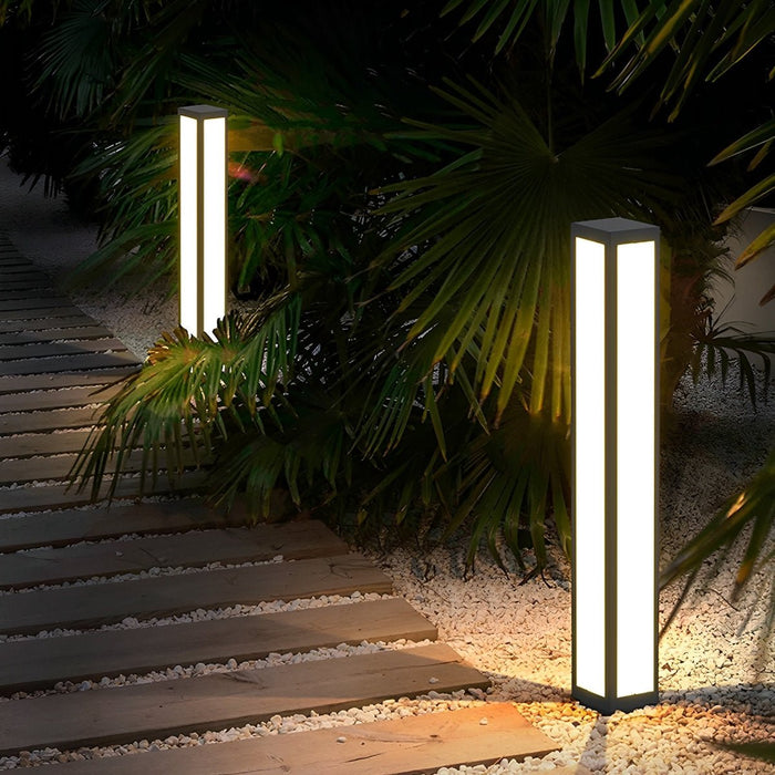 Outdoor Lawn Light - Waterproof Solar LED Landscape Lighting for Garden, Villa, Courtyard Pathway