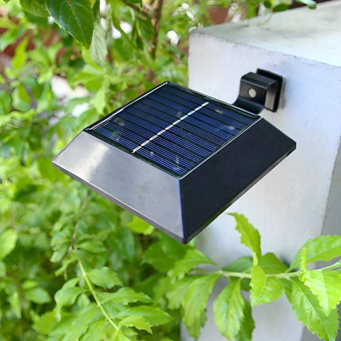 LED Square Outdoor Wall Light - Solar Powered, Waterproof, Dusk-to-Dawn Sensor, Modern Design