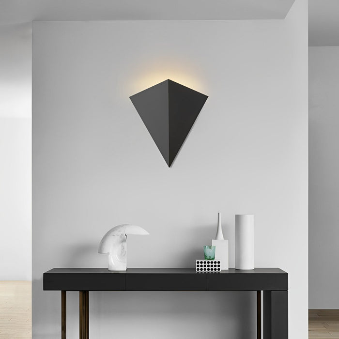 Modern Geometric LED Wall Sconce, Minimalist Indoor Accent Lighting for Living Room/Bedroom/Hallway
