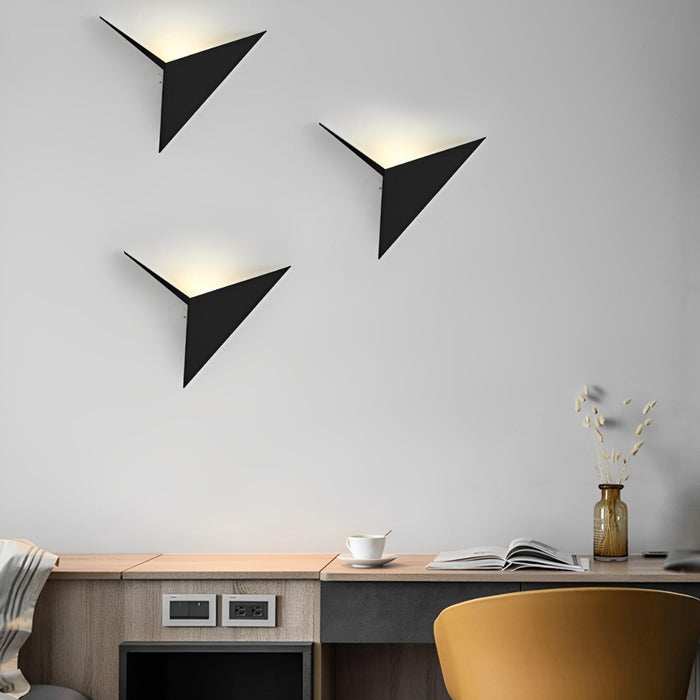 Modern Geometric LED Wall Sconce, Minimalist Indoor Accent Lighting for Living Room/Bedroom/Hallway