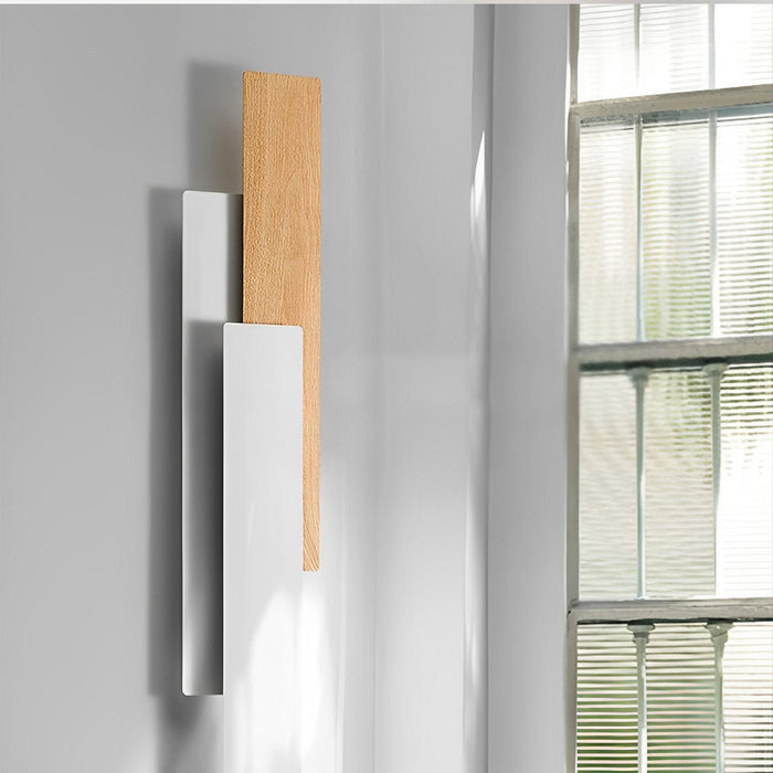 Modern Minimalist 3-Tiered Rectangular LED Indoor Wall Sconce - Contemporary Lighting Fixture, Ambient Home Decor