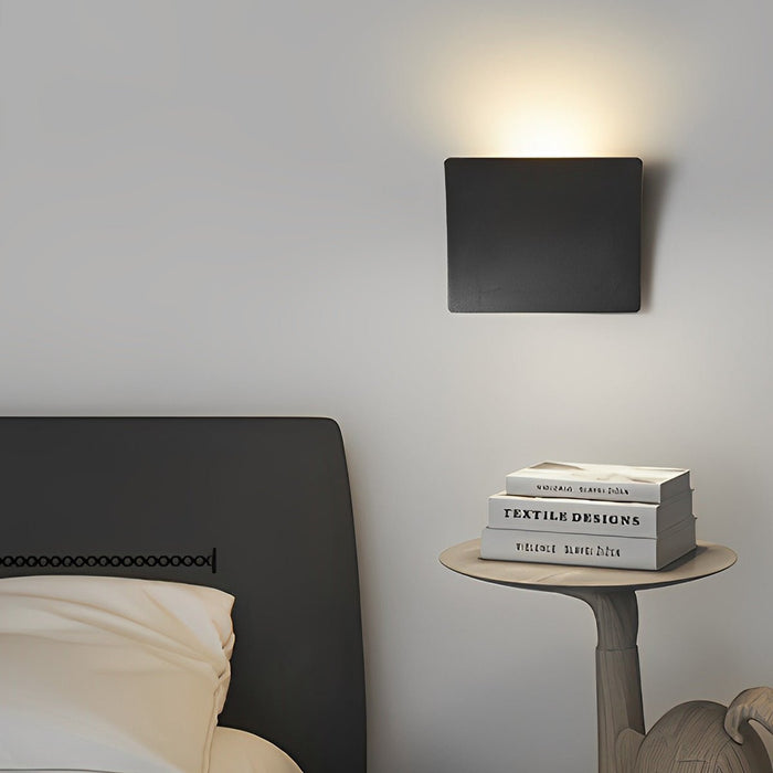 Modern Minimalist Curve LED Indoor Wall Sconce - Warm White Light, Aluminum Design - Hardwired Fixture