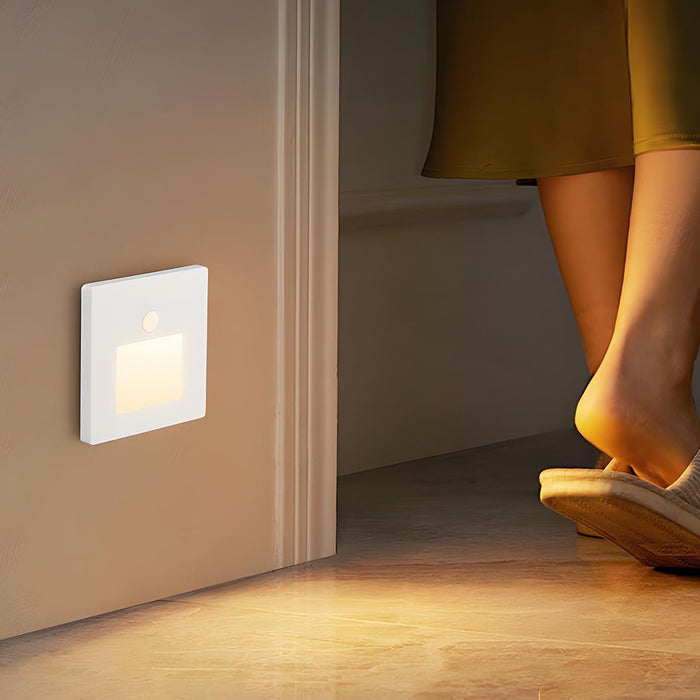 Modern Minimalist Motion Sensor LED Wall Light - Indoor Stairway / Hallway Lighting, Automatic Activation