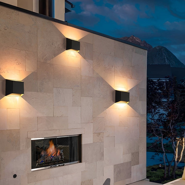 Waterproof LED Outdoor Wall Sconce, Modern Minimalist Design, Garden/Patio/Courtyard Lighting
