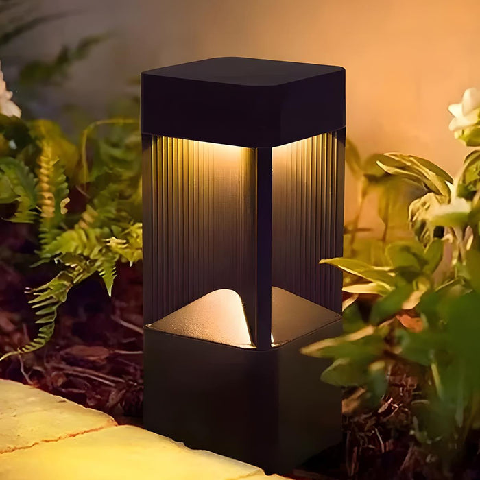 Modern Rectangular LED Landscape Light - Outdoor Pathway / Garden Illumination - Durable Weatherproof Design