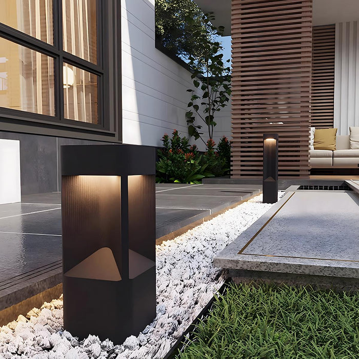 Modern Rectangular LED Landscape Light - Outdoor Pathway / Garden Illumination - Durable Weatherproof Design