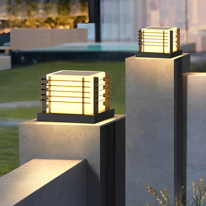 Solar Dusk to Dawn Square Fence Light, Waterproof LED Outdoor, Perimeter Security for Fence/Deck/Patio