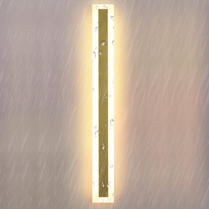 Outdoor Waterproof Rust-proof Minimalist Strip LED Wall Sconces Garden Light