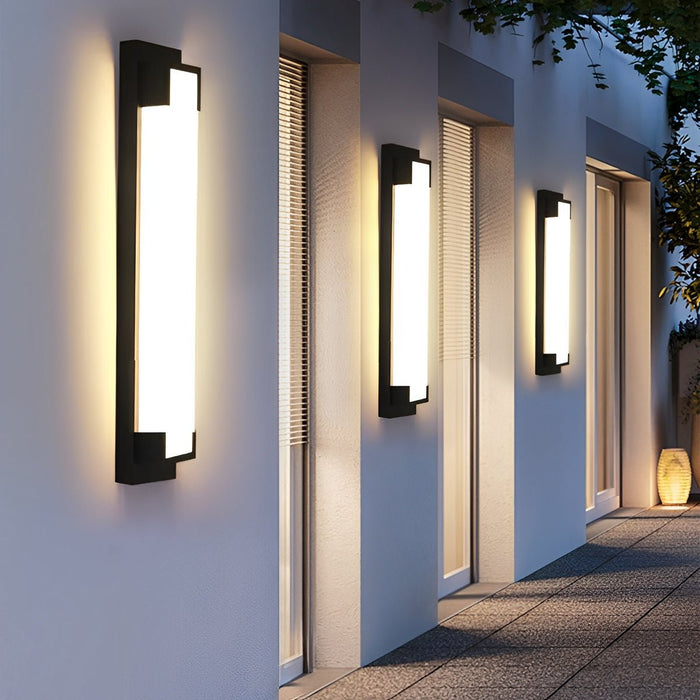 Modern Linear LED Outdoor Wall Sconce, IP65 Waterproof, Stainless Steel, Courtyard/Patio/Balcony Lighting