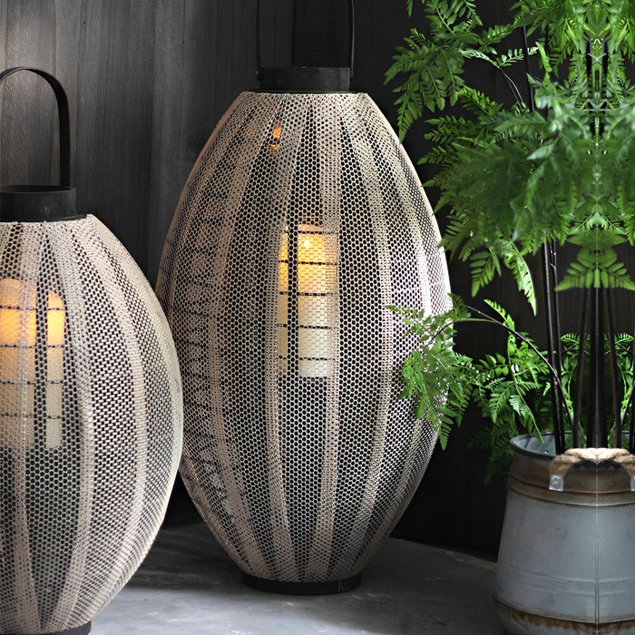 Rattan Wood Oval Cage LED Candle Floor Lamp, Vintage Retro Ambient Lighting for Living Room/Bedroom