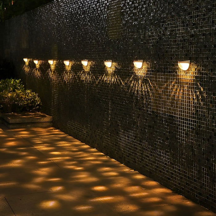 4 Pcs Solar Stair Lights Outdoor Step Lights LED Garden Lights Wall Mounted Lights
