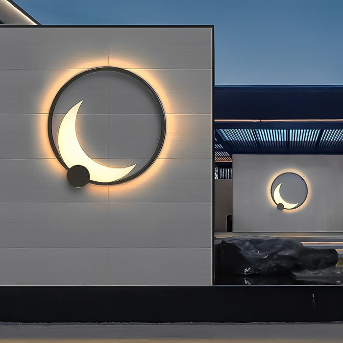 Solar Dusk to Dawn Crescent Moon LED Wall Sconce, Waterproof IP65, Outdoor Patio/Porch/Yard Lighting
