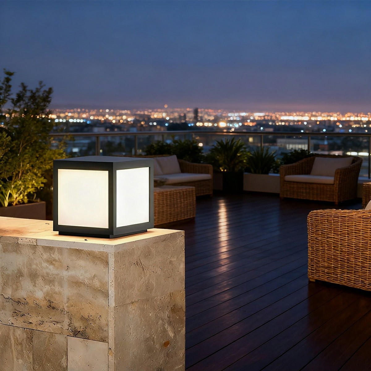 Solar Dusk to Dawn LED Post Cap Light, Waterproof Column Pedestal for Patio/Porch/Yard
