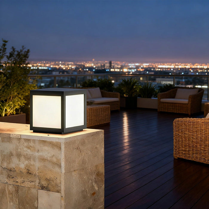 Solar Dusk to Dawn LED Post Cap Light, Waterproof Column Pedestal for Patio/Porch/Yard