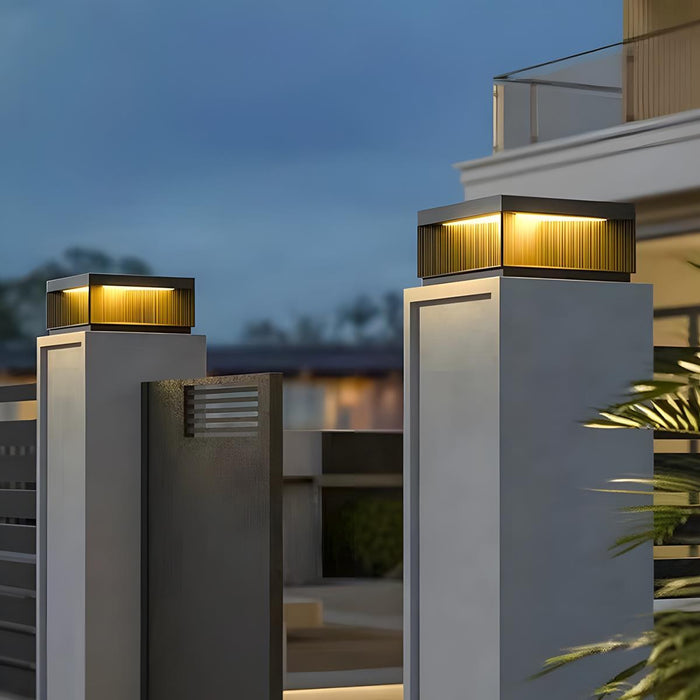 Square Solar Fence Post Light - Wireless Outdoor LED Deck Lighting, Automatic Dusk-to-Dawn Operation