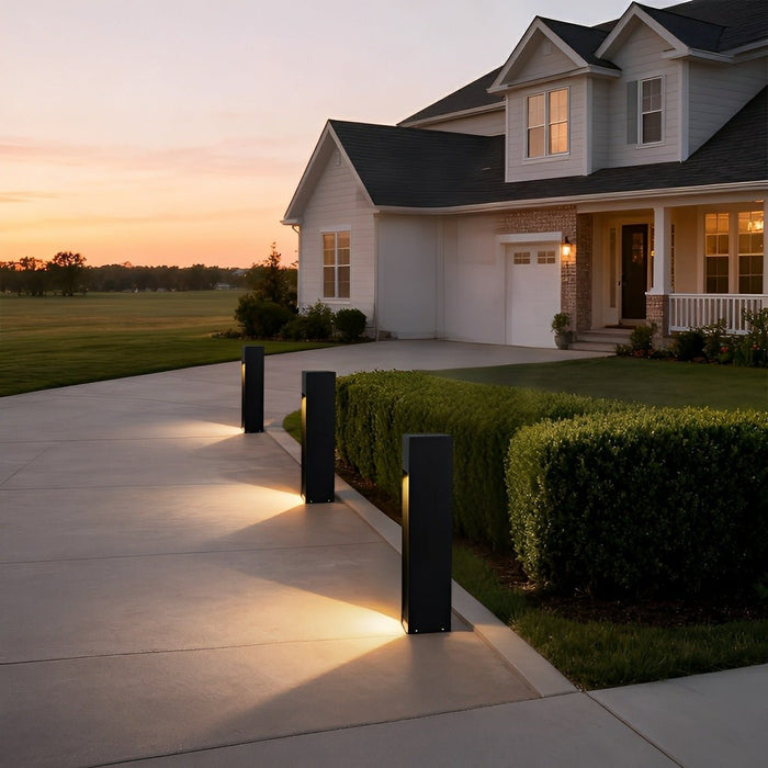 Square LED Pathway Light - Modern Outdoor Walkway Lamp, Black - Waterproof Garden Illumination