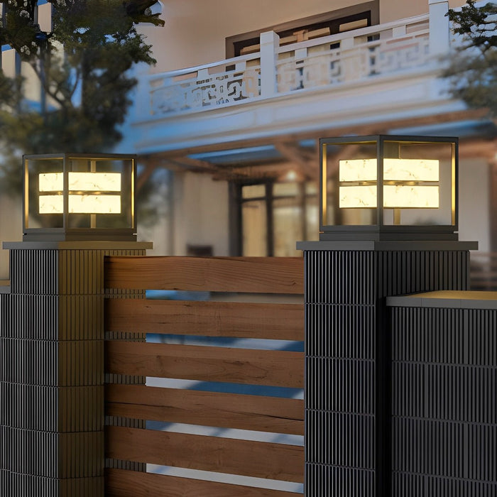Square LED Waterproof Outdoor Deck Post Cap Light - Solar Powered Pathway Lighting, Garden Lighting
