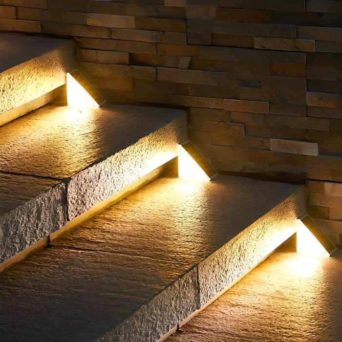 Solar-Powered Triangular LED Step Lights, Waterproof Outdoor Accent Lighting for Decks/Stairs/Patios