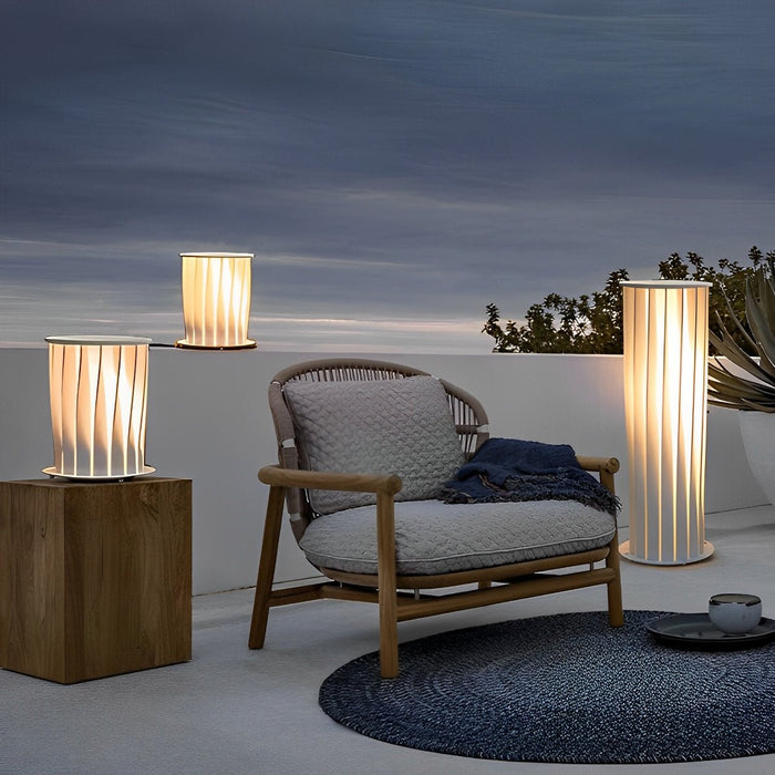 Solar Pathway Light, Twisted Design, Dusk to Dawn, Garden/Yard Accent