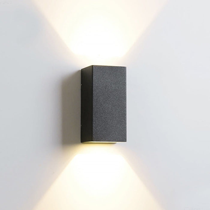 Two Light Effect Optional Waterproof LED Wall Light for Outdoor Villa Courtyard